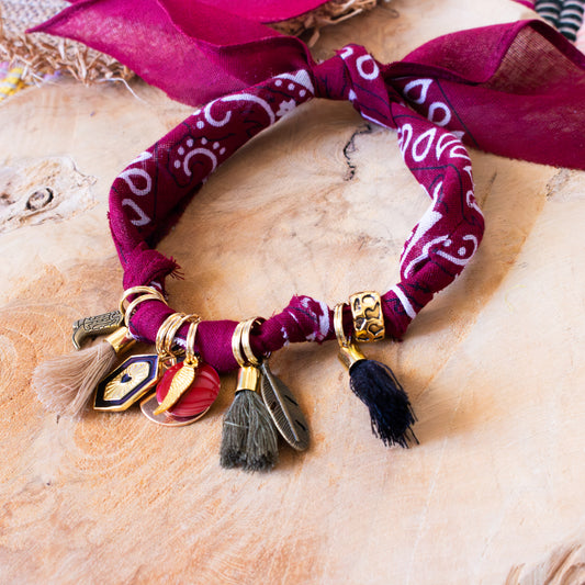Collier pour chien style bandana bijoux porte-médaille Bordeaux