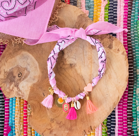 Collier pour chien style bandana bijoux porte-médaille Rose