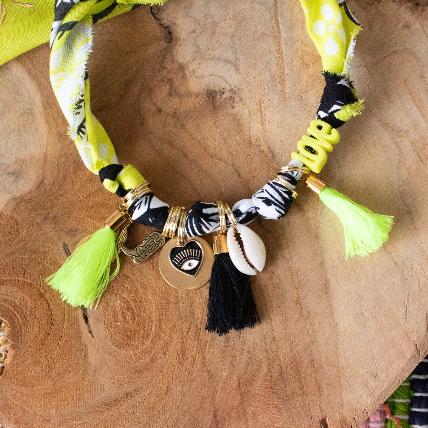Collier pour chien style bandana bijoux porte-médaille Jaune