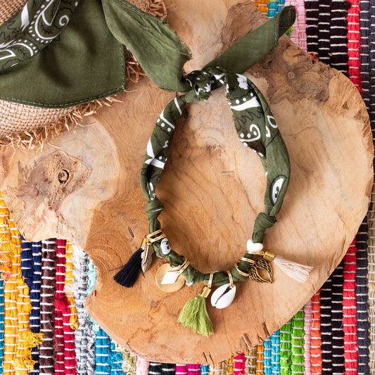 Collier pour chien style bandana bijoux porte-médaille -Kaki