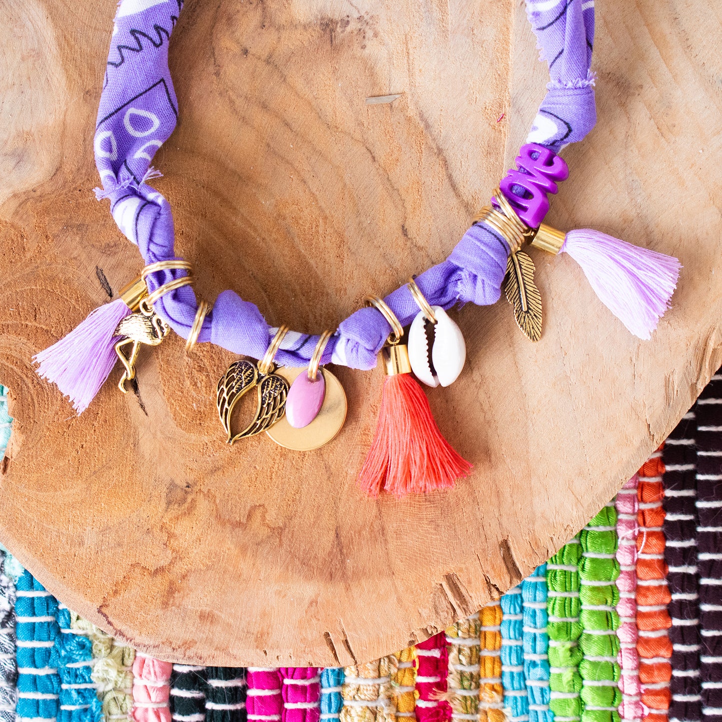 Collier pour chien style bandana bijoux porte-médaille Parme