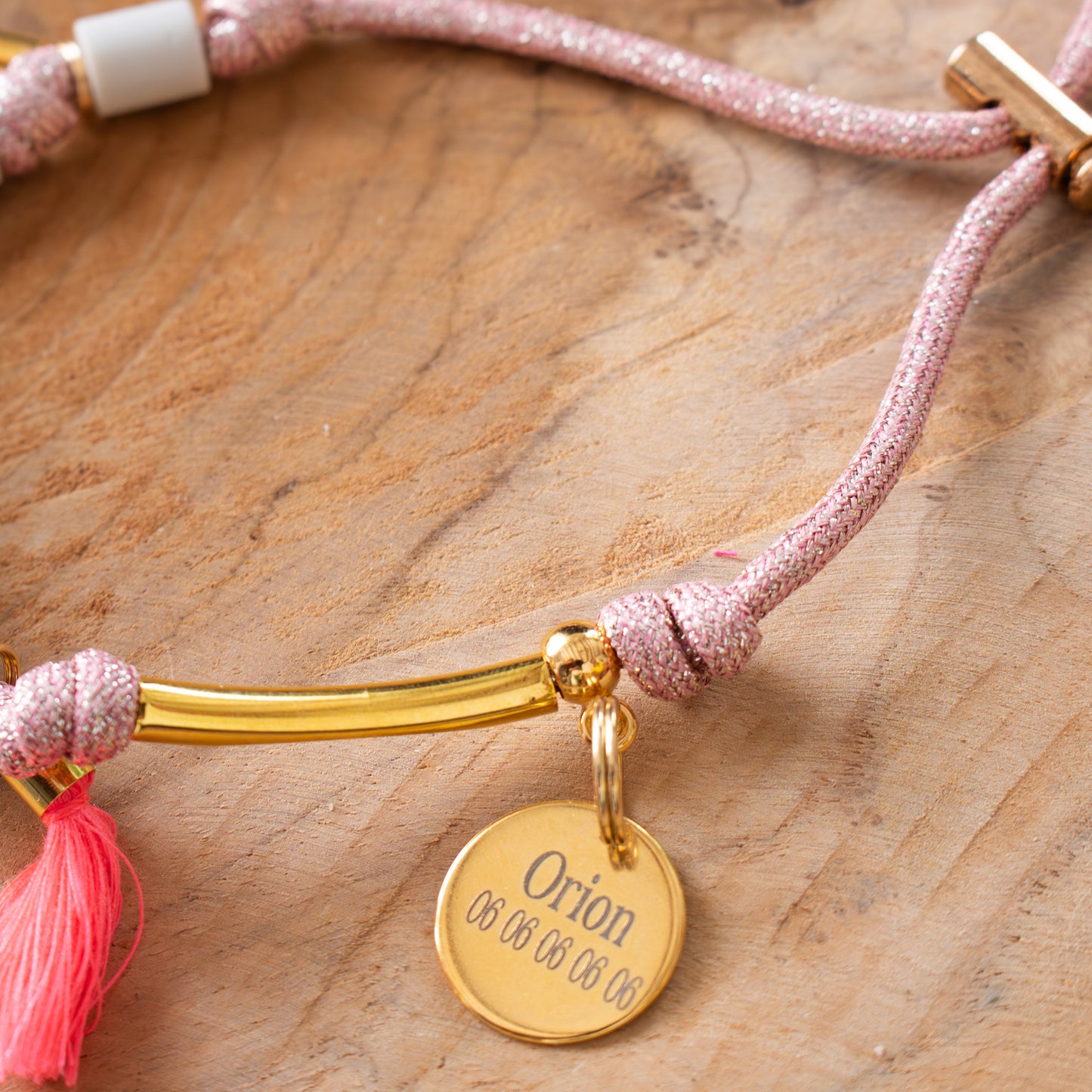 Collier porte médaille perle EM Simple "Rose pale pailleté"