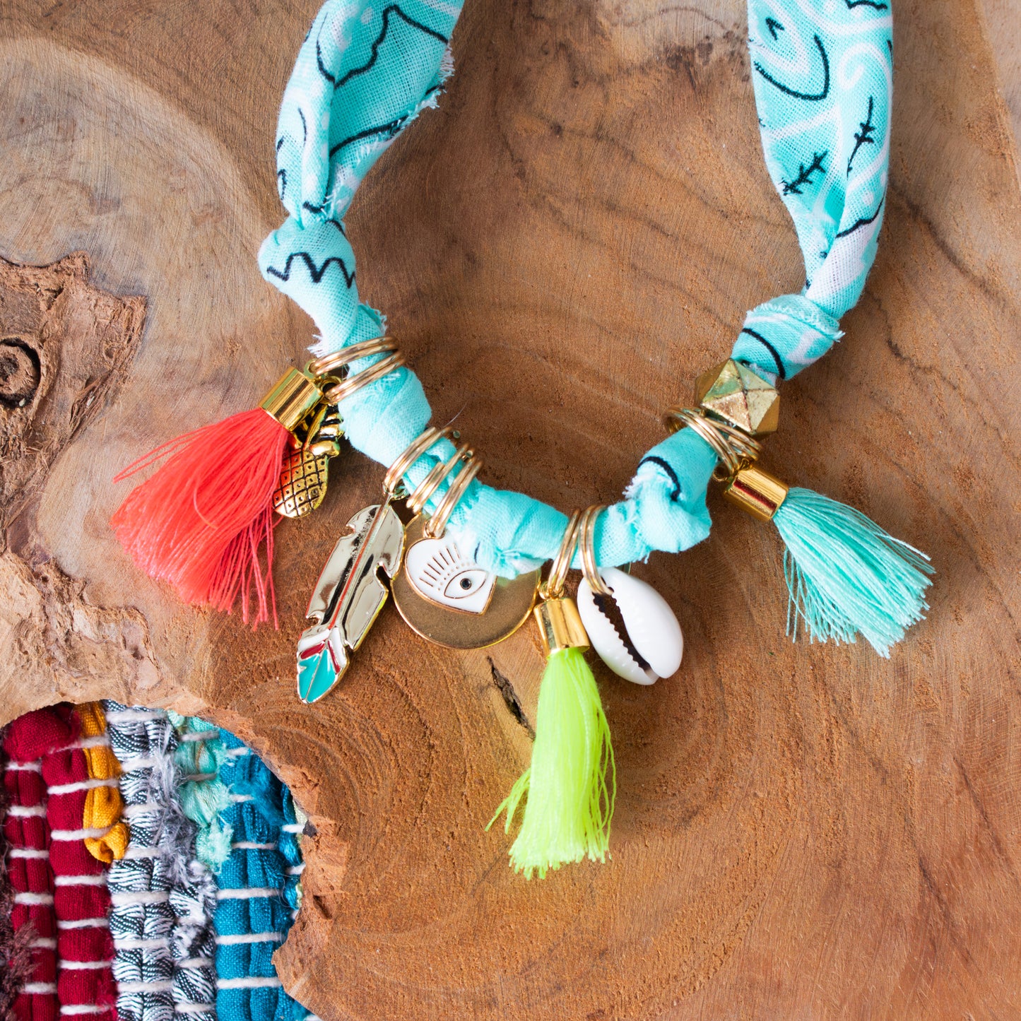 Collier pour chien style bandana bijoux porte-médaille Turquoise