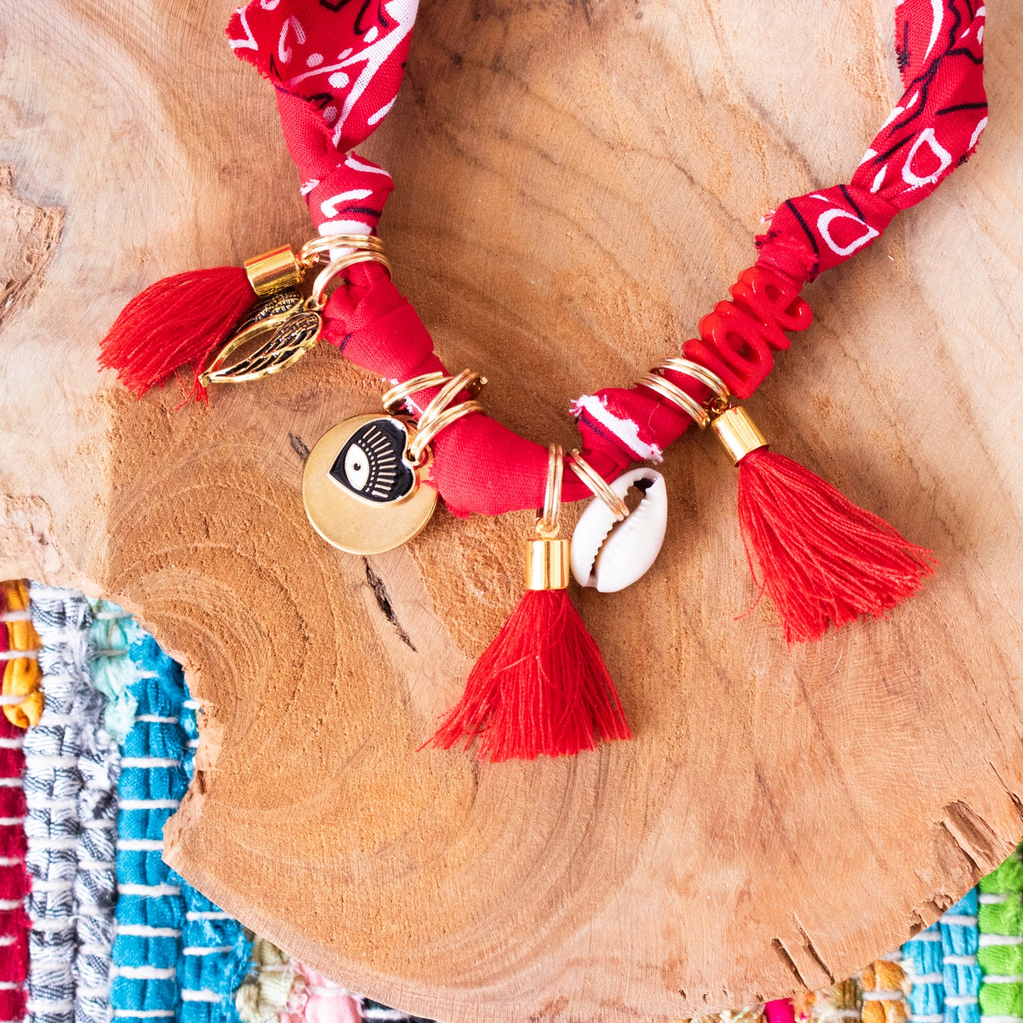 Collier pour chien style bandana bijoux porte-médaille Rouge
