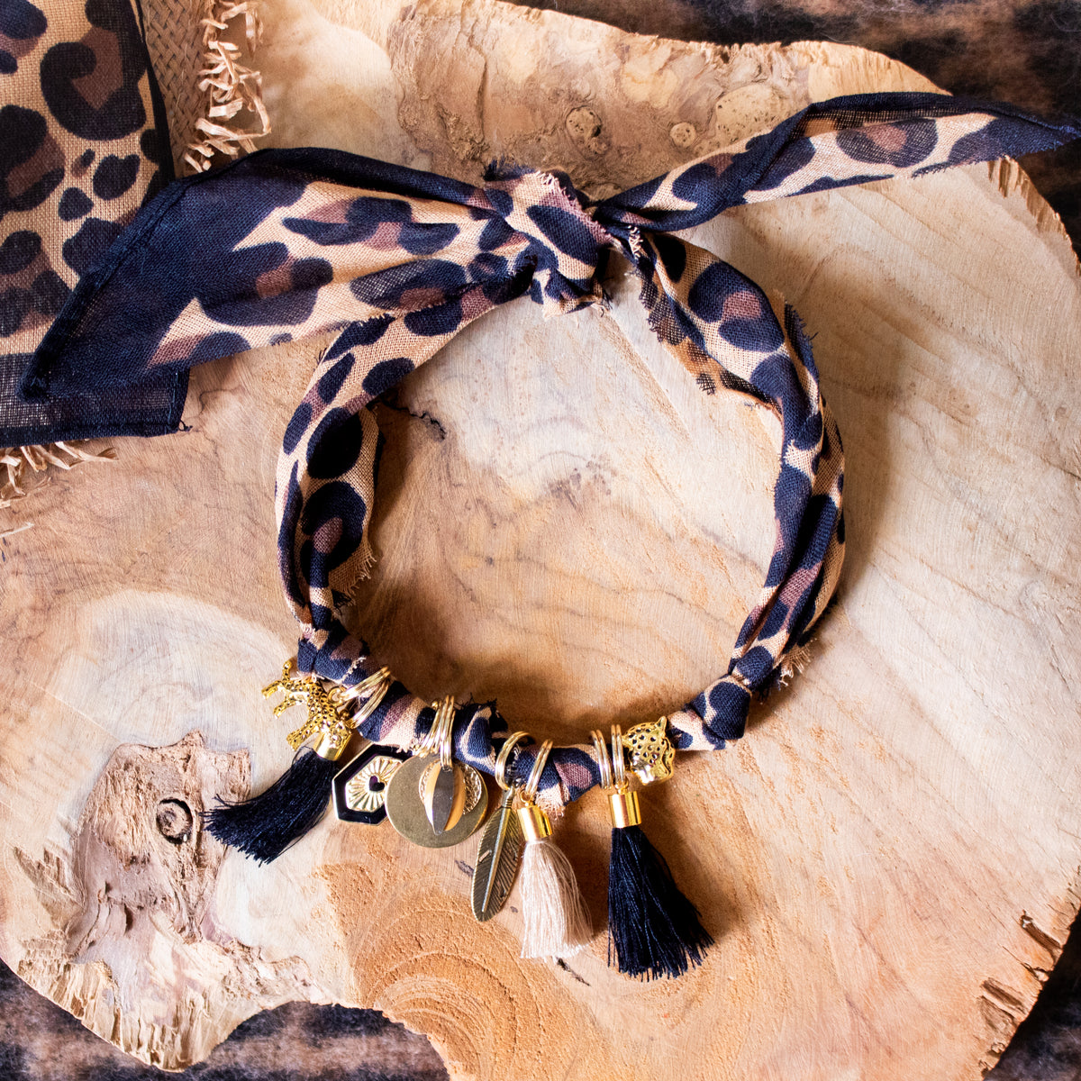 Collier pour chien style bandana bijoux porte-médaille Léopard