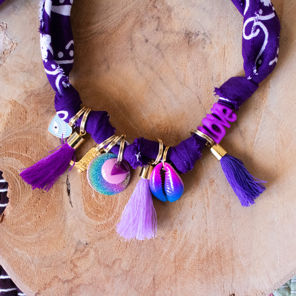 Collier pour chien style bandana bijoux porte-médaille Violet