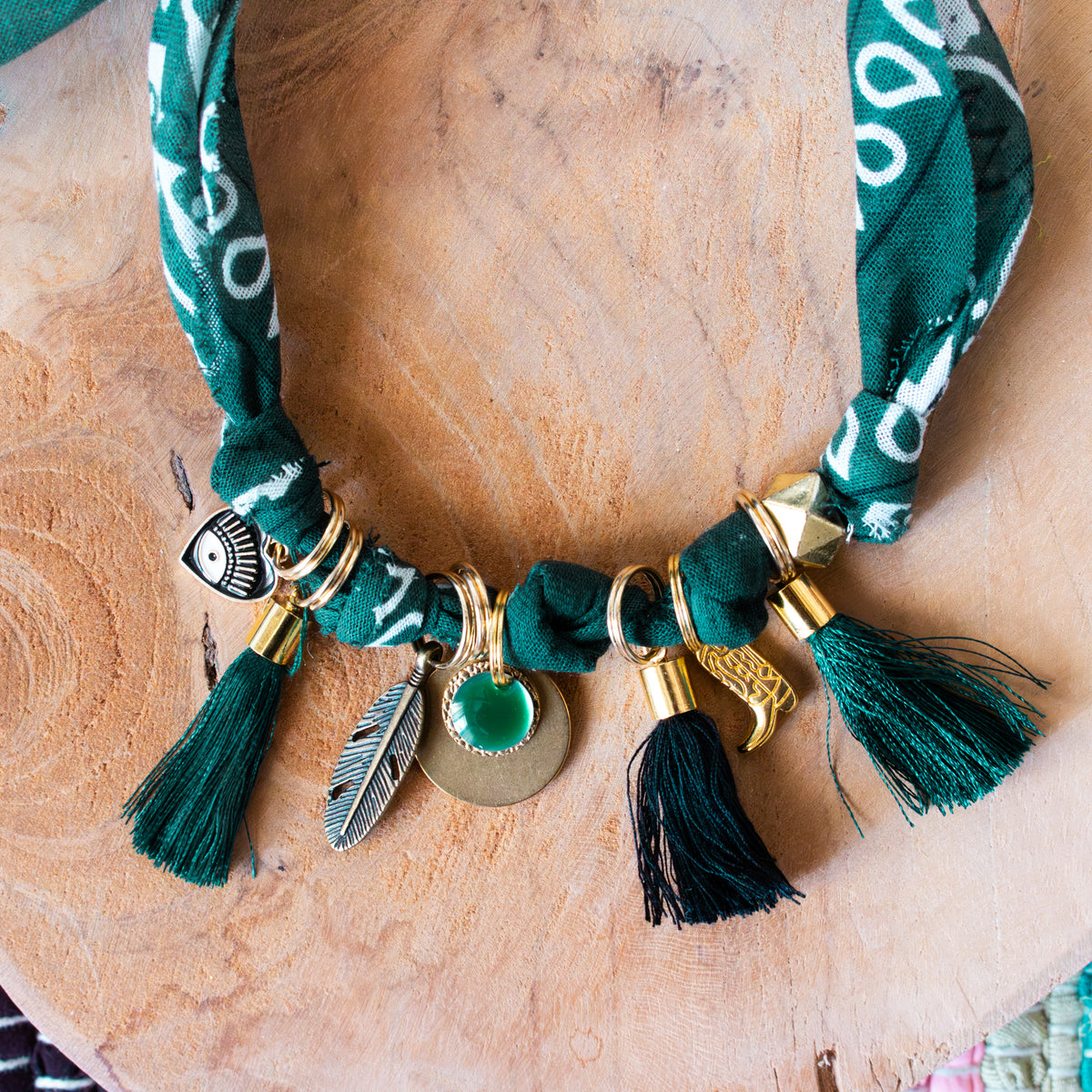 Collier pour chien style bandana bijoux porte-médaille Sapin