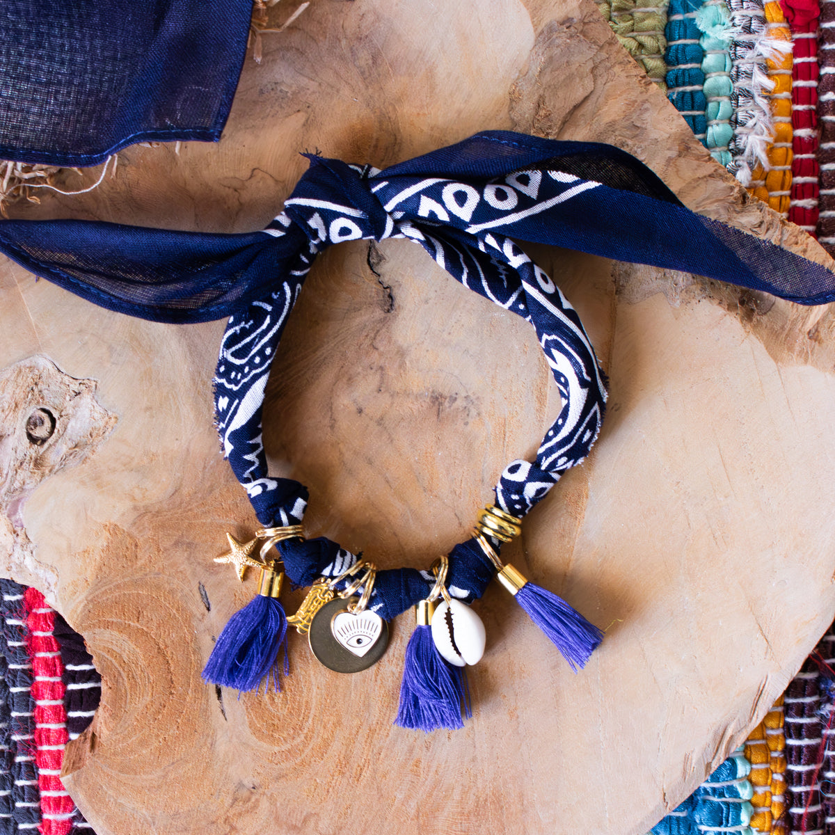 Collier pour chien style bandana bijoux porte-médaille Bleu marine